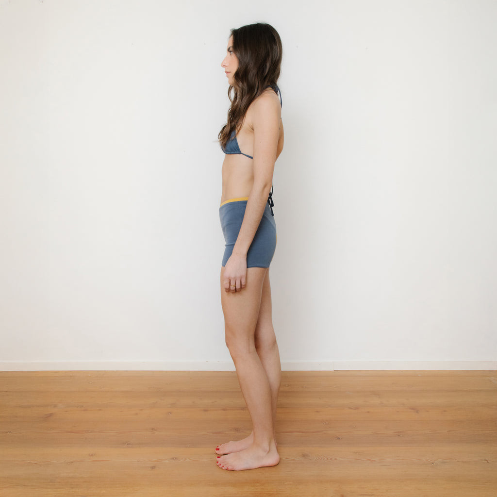 the-hold shorts blue/mustard